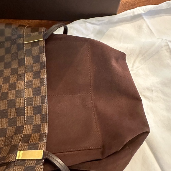 Authentic Louis Vuitton Bag - Picture 11 of 16